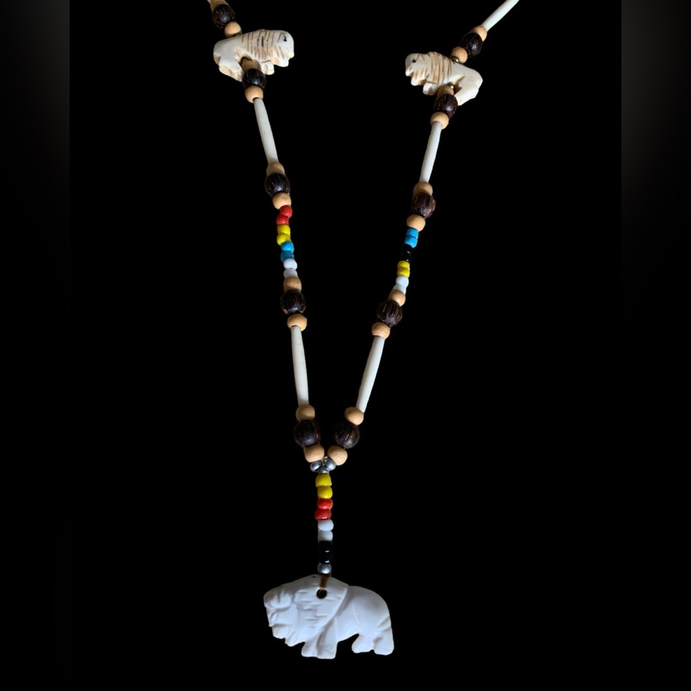 Great White Buffalo vintage fetish necklace, made of bone and magnasite.